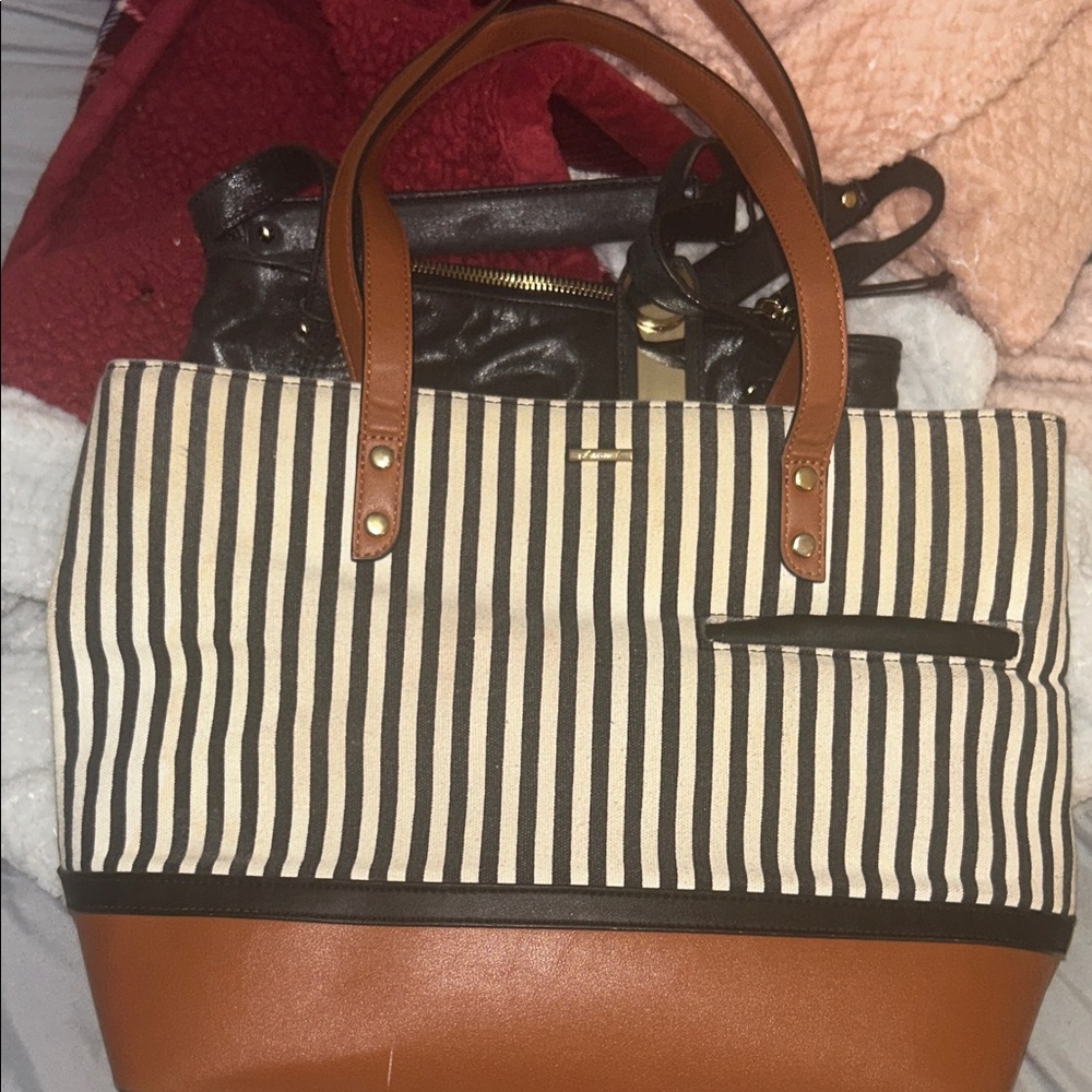Elegant Striped Tote Bag with Brown Accents